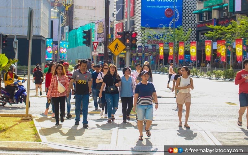 More people opting out of city life, minister tells Dewan