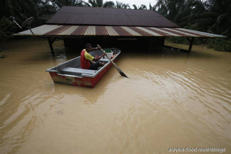 Floods: More than 2,000 people in six states relocated