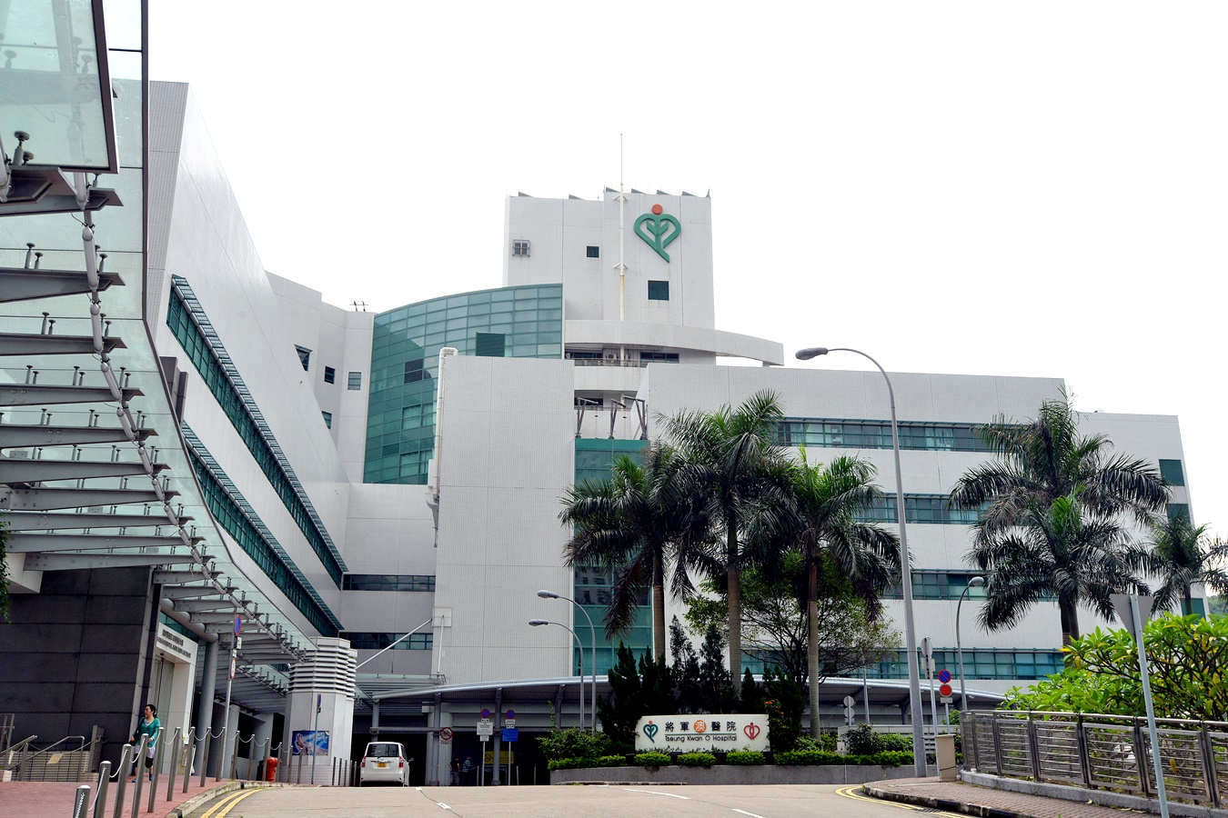 将军澳医院日间手术中心启用　智能系统显示医护及仪器位置