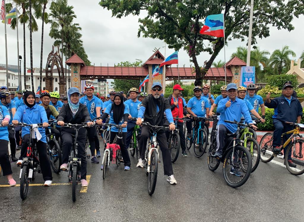 700 join TYT birthday cycling event