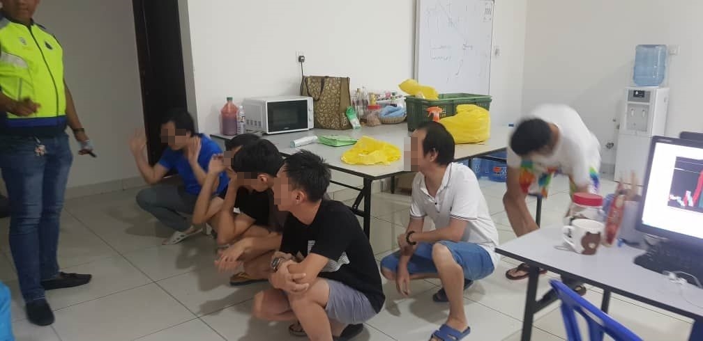 假投资真诈骗　22男女落网