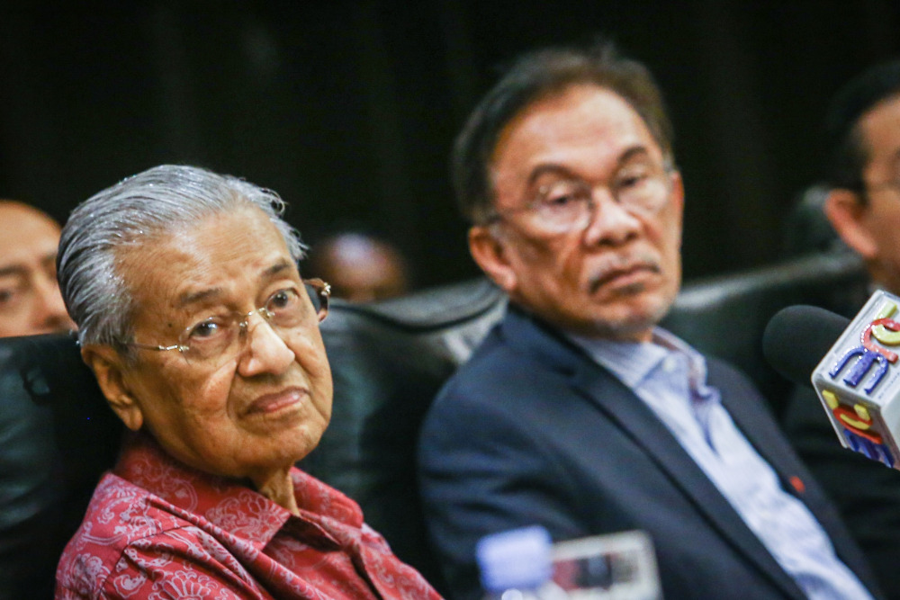 No more public talk on power transition, Anwar tells Pakatan