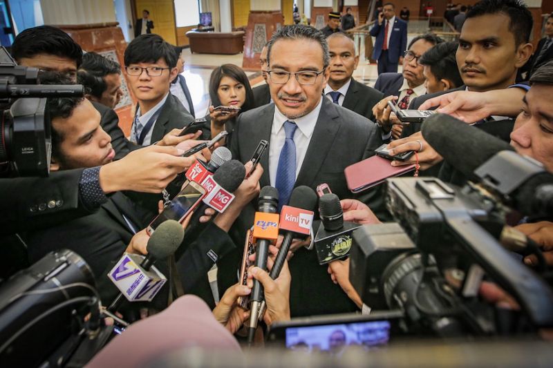Hishammuddin: Acceptance of MCA candidate for Tanjung Piai by-election proof Umno, PAS not racist