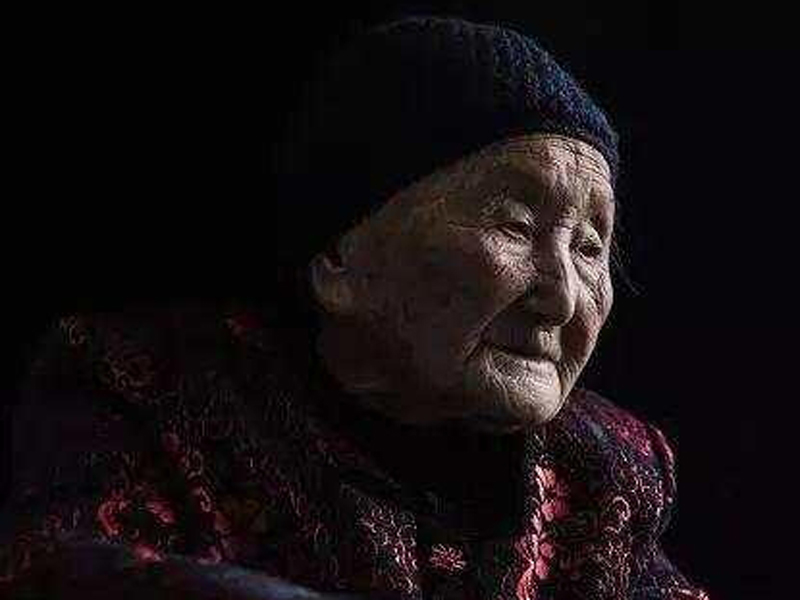 南京大屠杀幸存者杨桂珍去世 享年102岁