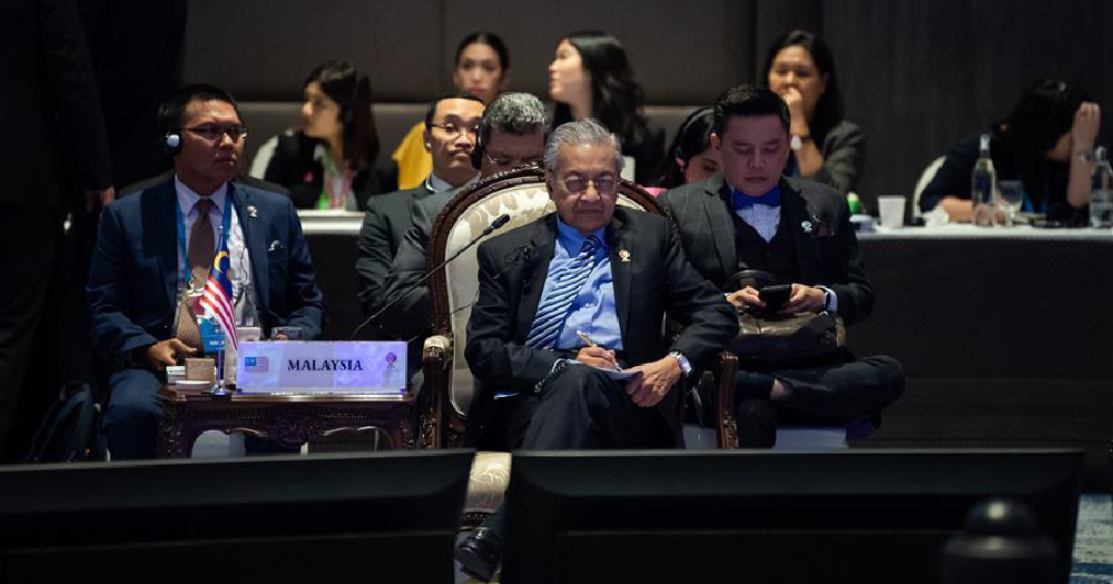 Mahathir says he will definitely hand power over to Anwar