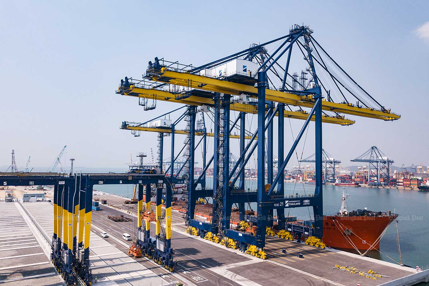 US ventures eager to invest in EEC