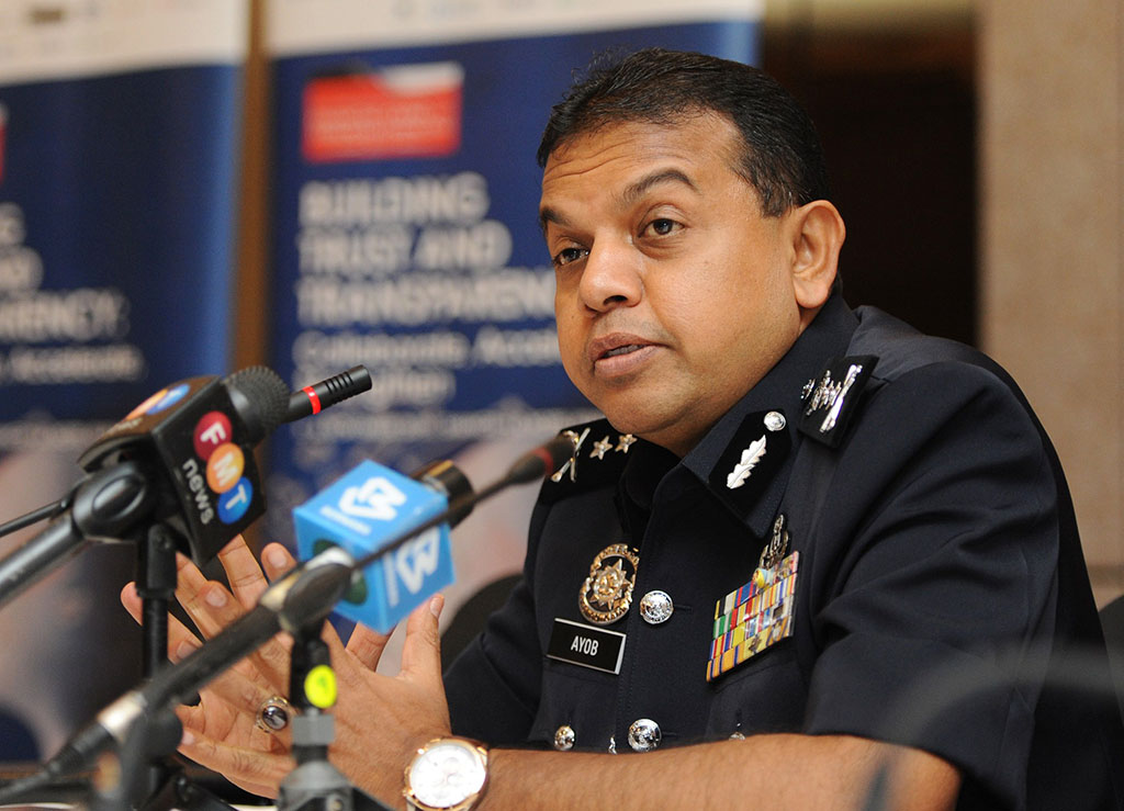 Banks can help police establish money trail