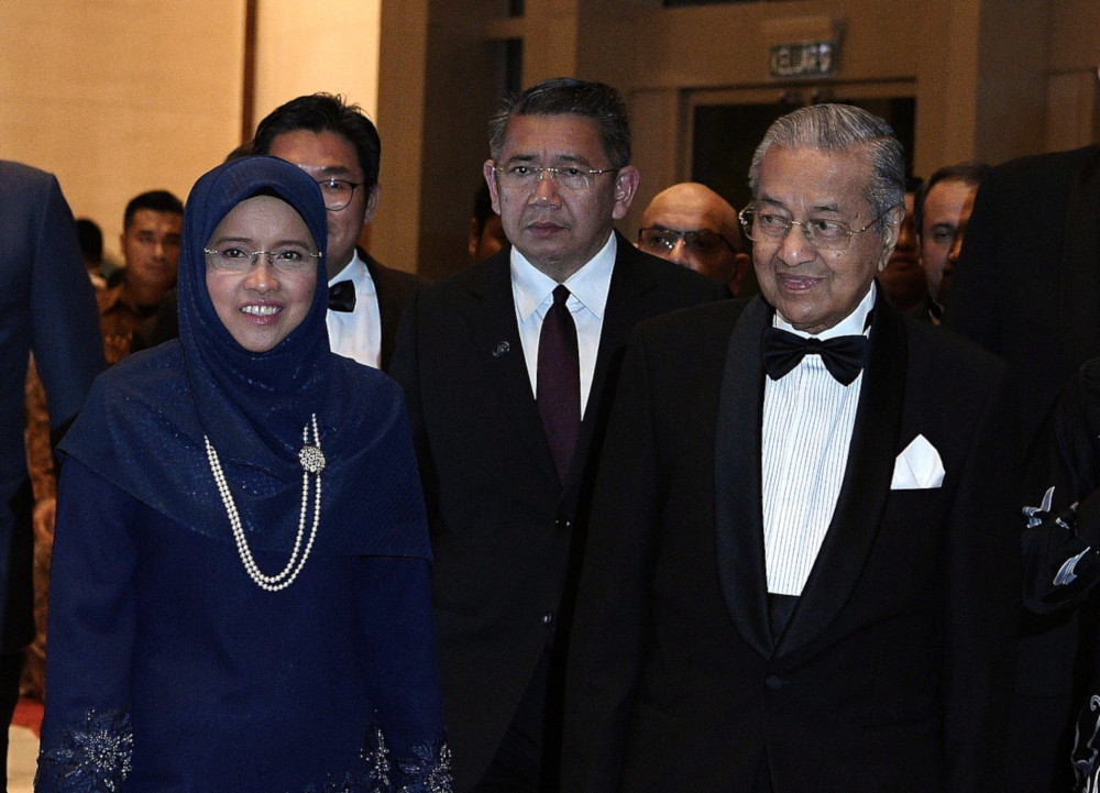 Dr M unveils Agrobank’s new vision, mission