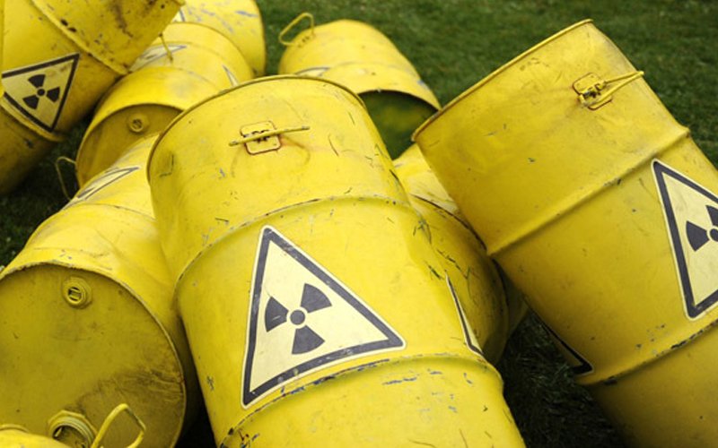 290 drums of chemicals found dumped along Sg Klang