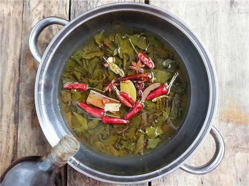 想吃茶叶蛋不用买，泡一晚上就好，超级入味，手残党也百分百成功