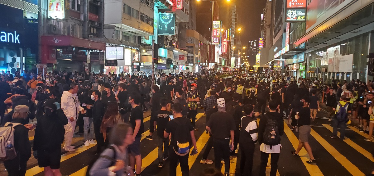【修例风波】无綫记者摄影师遇袭 记协谴责：各方停止针对新闻工作者