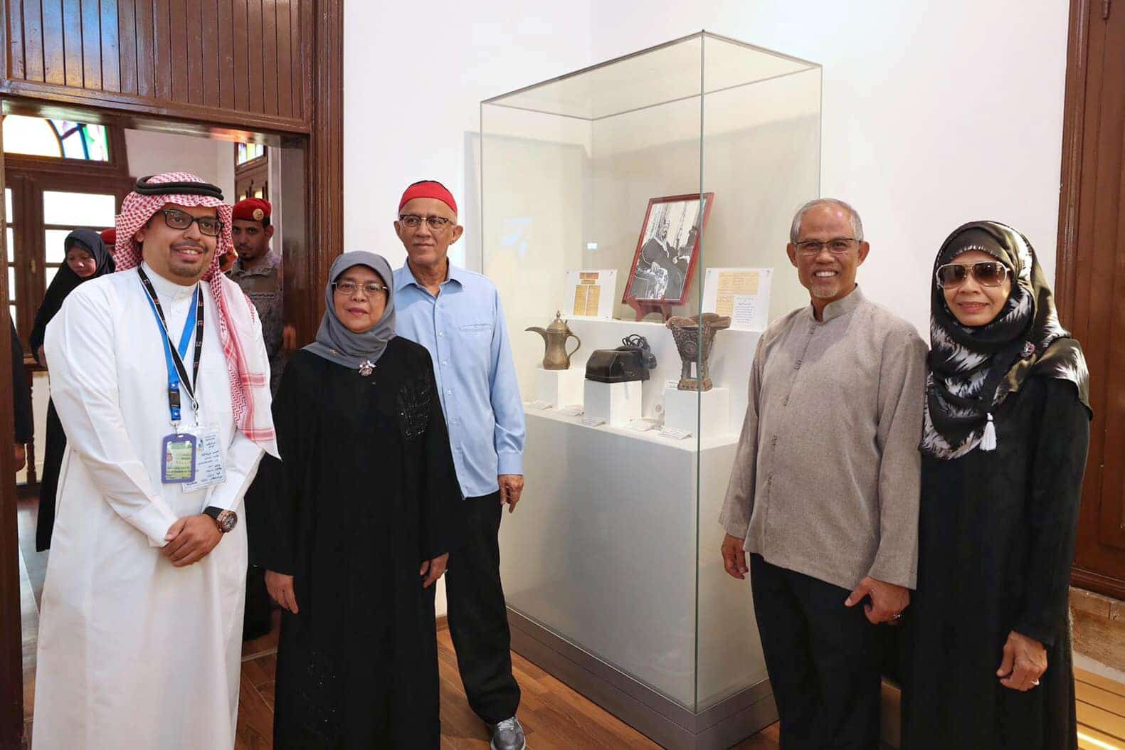 President Halimah Yacob gets highest honour of entering kaabah in mecca with her husband