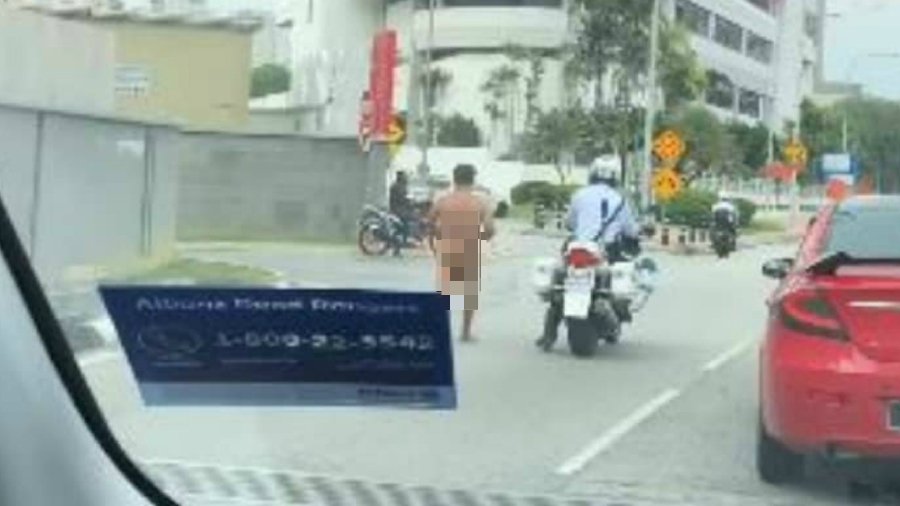 Drunken man wanders KL naked; cops buy him clothes, give him bus fare home