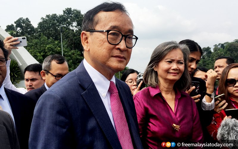 Sam Rainsy says waiting for right time to return to Cambodia