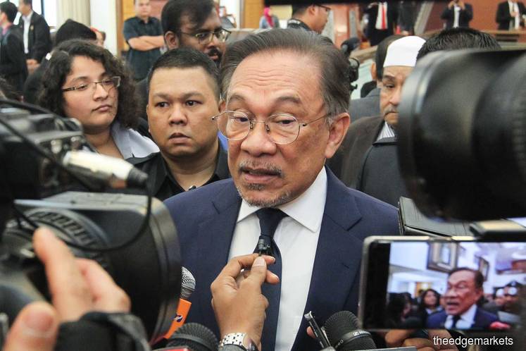 Anwar: Ignore vote of no confidence claim against PM