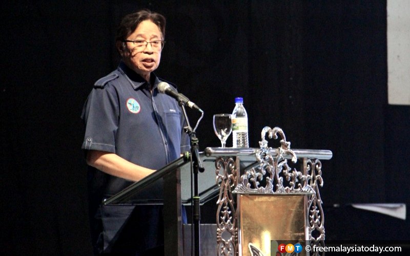 Give reasons for Sabah, Sarawak court registry rotation, Putrajaya urged