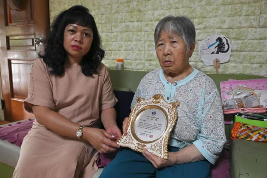 Migrant wife is model daughter-in-law in South Korea