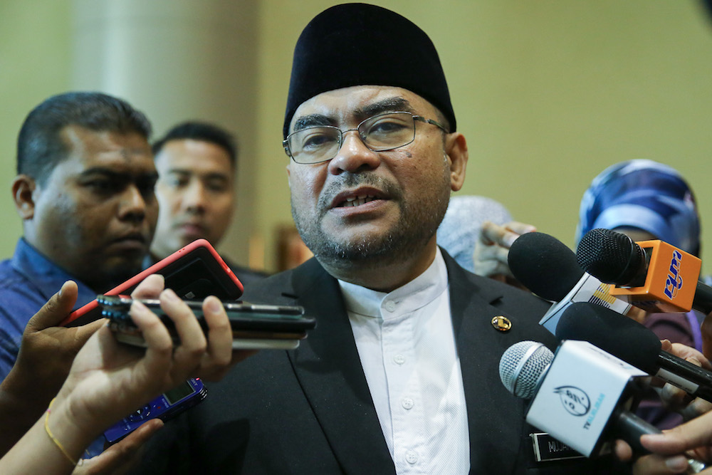 Mujahid asks MACC to investigate allegations of corruption against Jakim officer