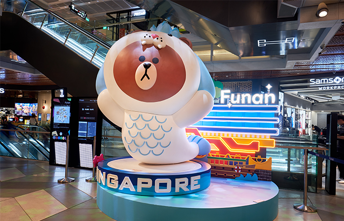 Exclusive LINE FRIENDS collectibles are now available at pop-up stores all over Singapore