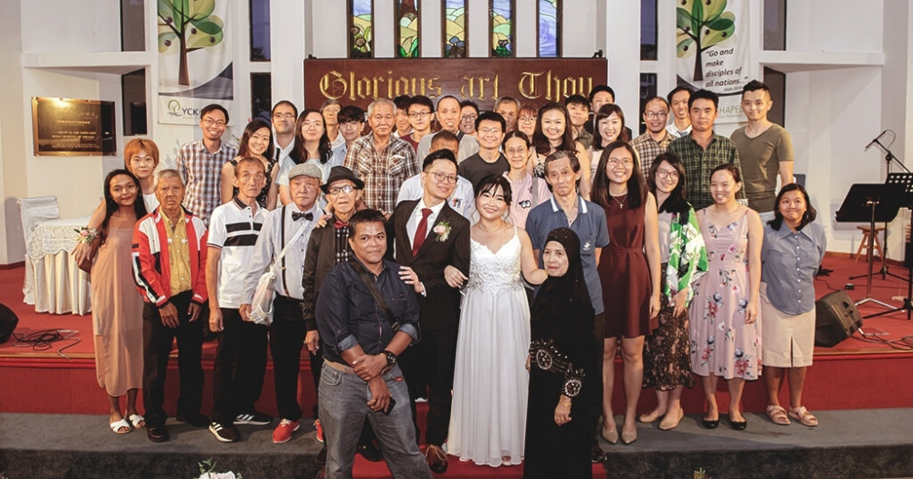 S’porean couple invites 25 homeless people to their wedding at Yio Chu Kang Chapel
