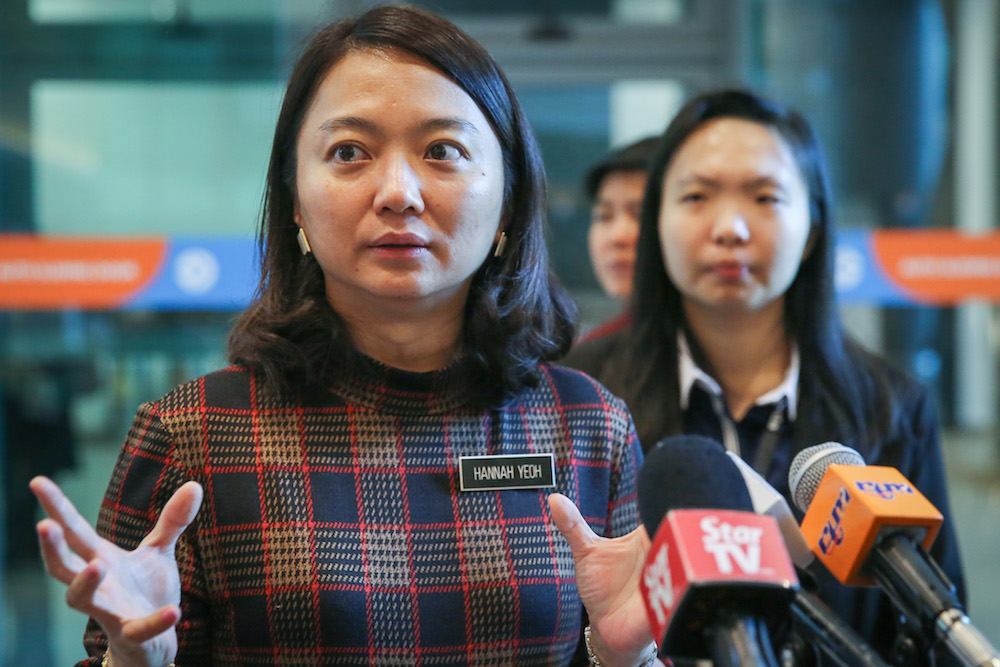 Ministry to study proposal to allow use of second-hand child safety seat