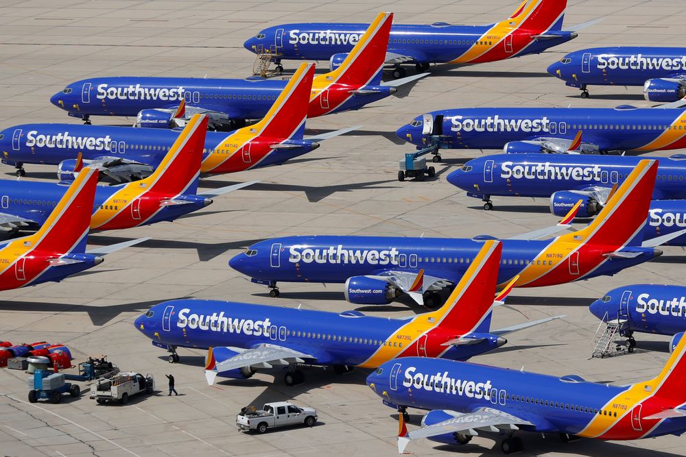 United joins Southwest, American in new 737 MAX delay