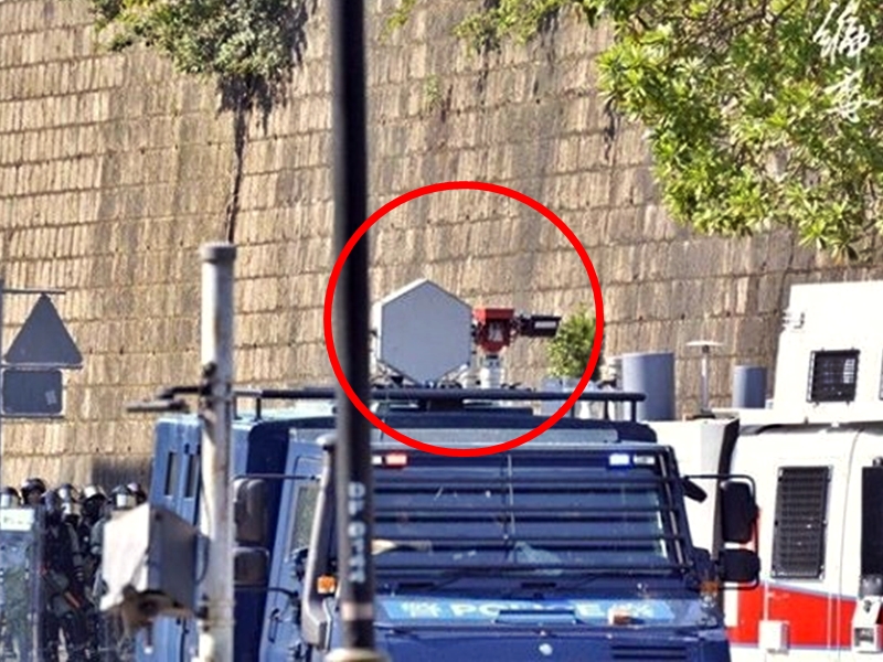 【修例风波】装甲车接驳「声波炮」 警：长距离扬声装置并非武器
