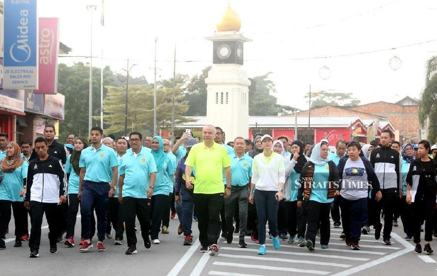 Sultan Nazrin joins thousands in birthday run