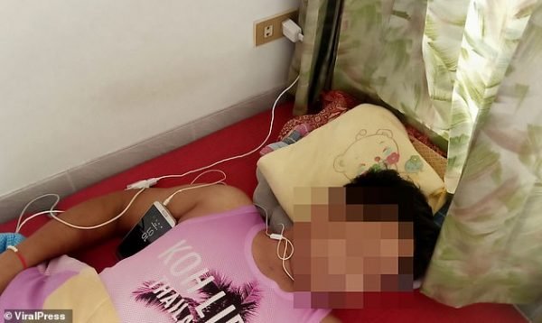 Man in Thailand allegedly electrocuted to death after falling asleep watching football on phone