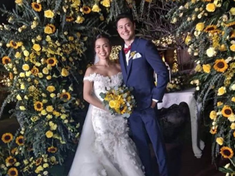 Aicelle Santos and Mark Zambrano tie the knot