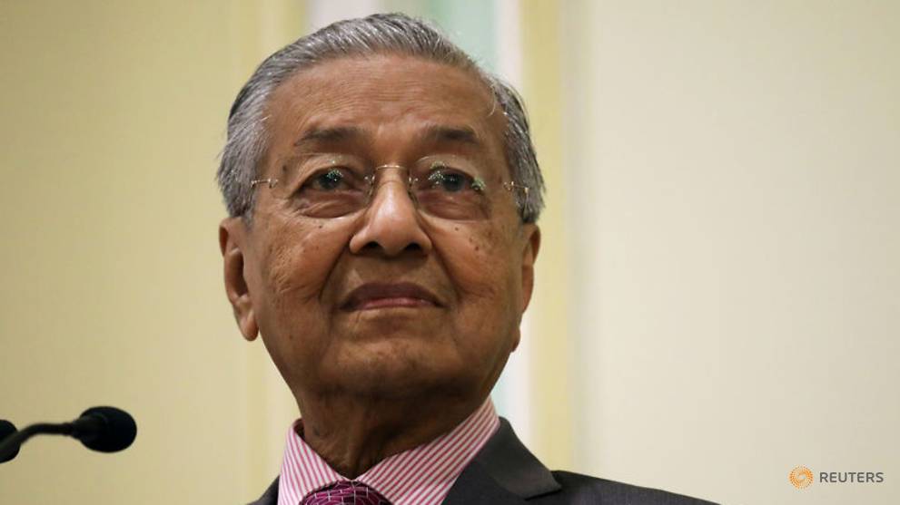 Transition of power to be decided 'when the time comes': Mahathir