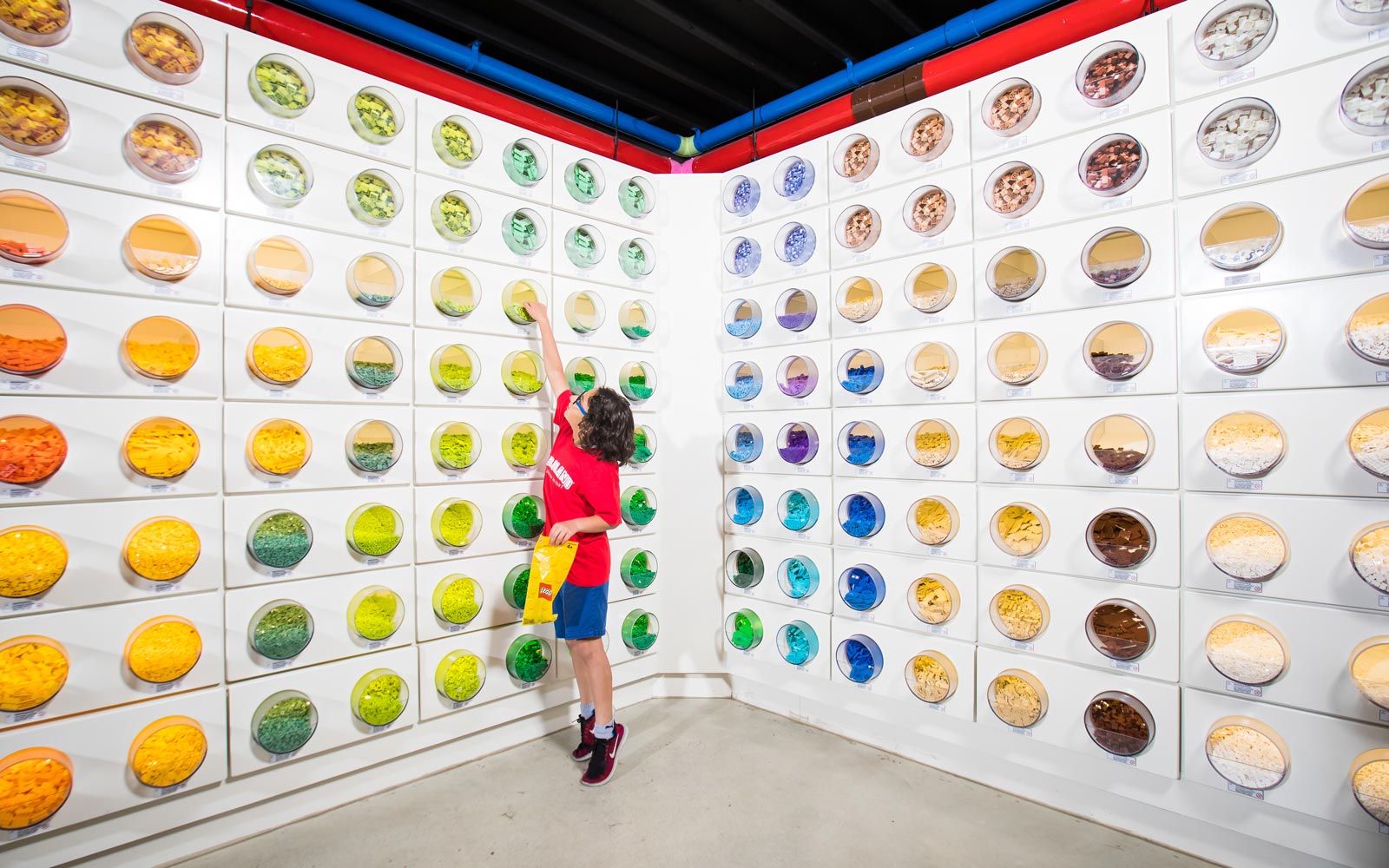 Everything You Need to Know About Visiting LEGOLAND Florida (Video)