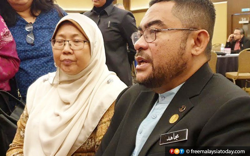 Malay rulers can impose ban on child marriages, says Mujahid