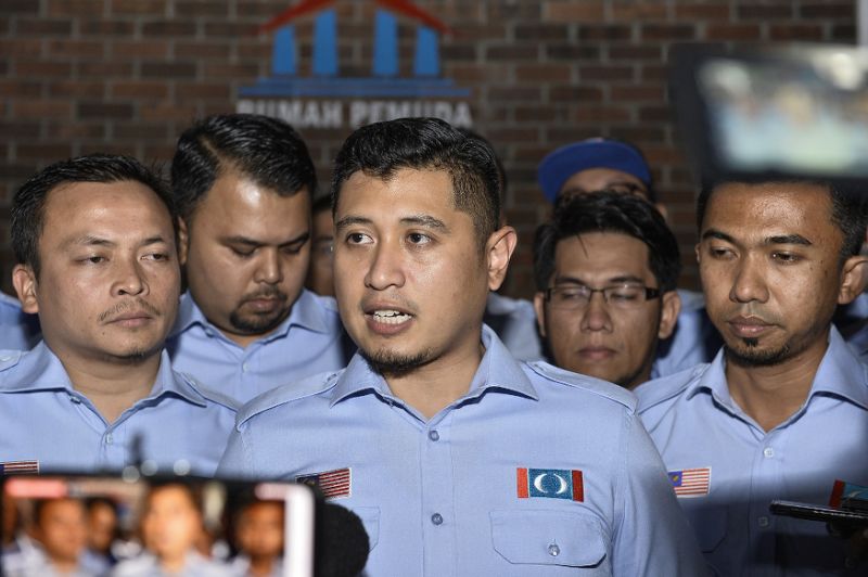 PKR Youth leader tells party to sack Hilman Idham for insisting Azmin open wing’s event