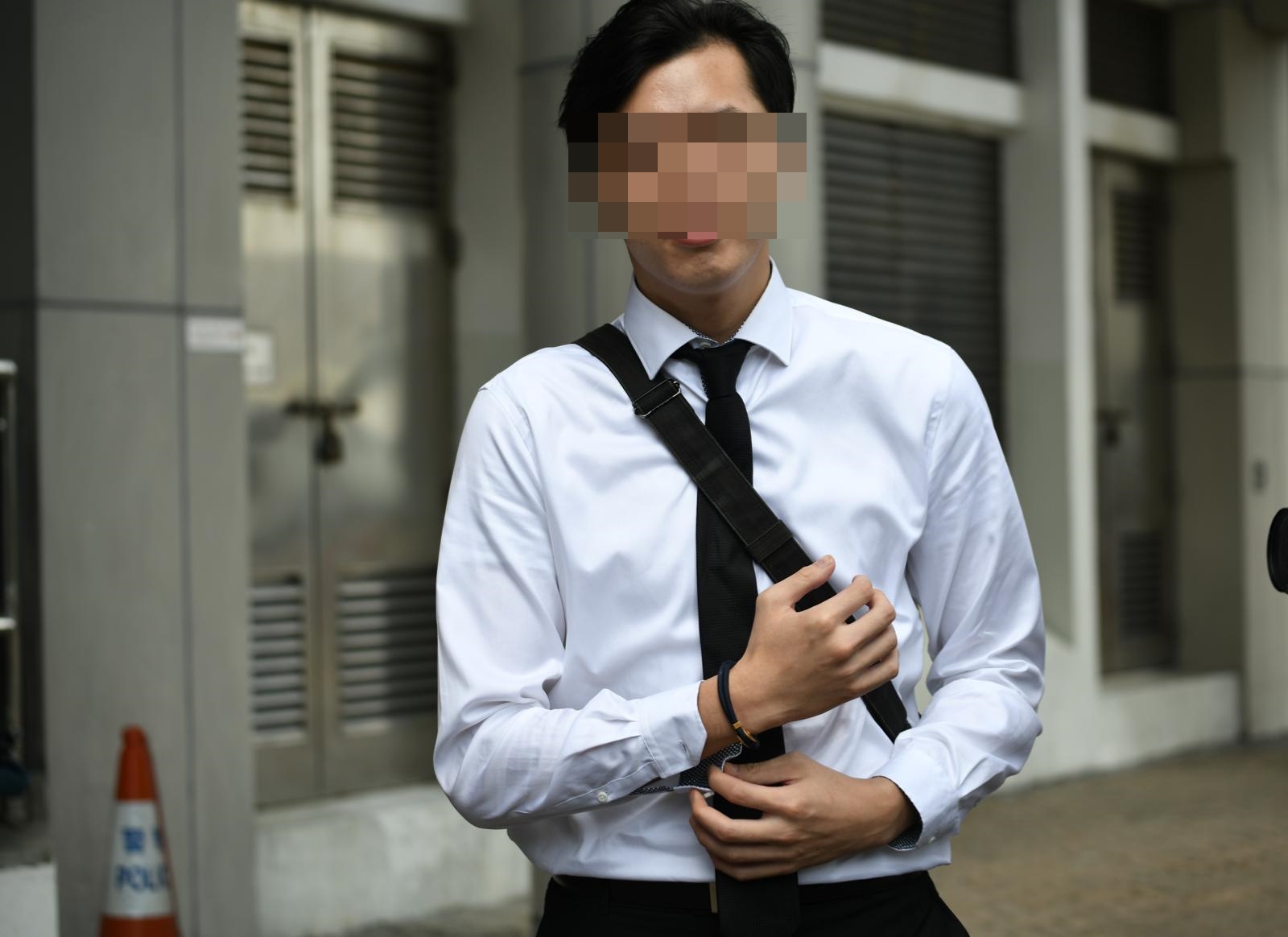 【626围警总】装修工涉袭警被控暴动等罪无上庭 官下拘捕令通缉