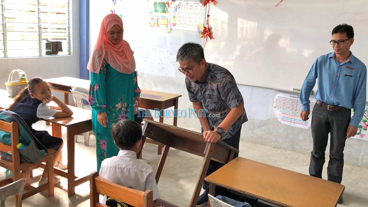 RM726,240 for new furniture in 6 schools in Nangka constituency