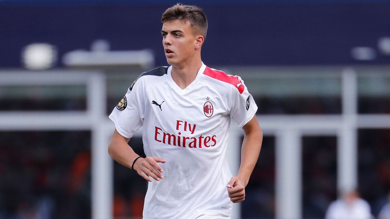 Daniel Maldini son of Paolo makes AC Milan squad for first time