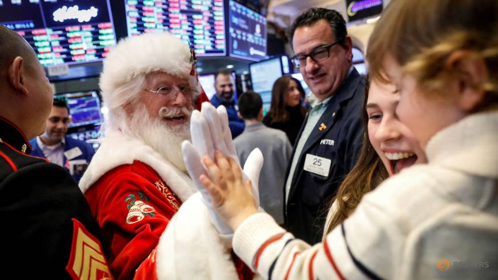 Wall Street Weekahead: Conditions may be set for Santa Claus rally
