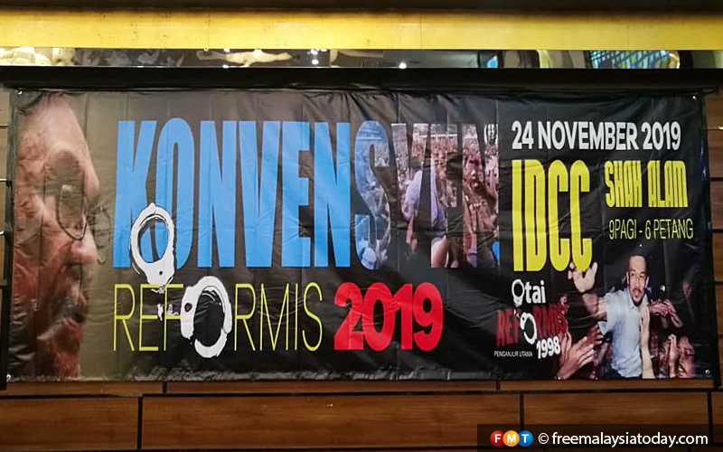 ‘Otai’ unhappy Anwar Ibrahim banners taken down