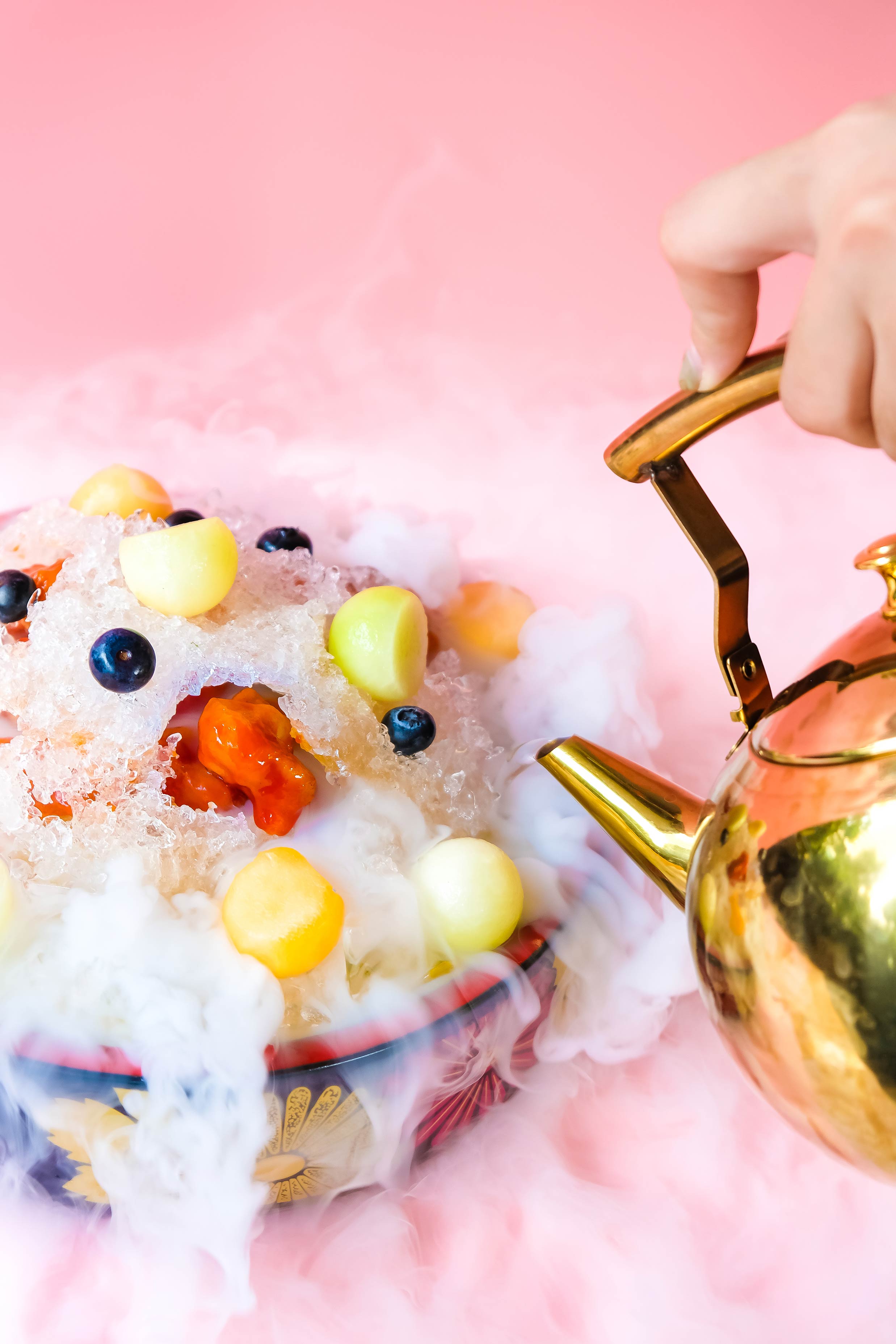 This Restaurant Serves Great Sweet & Sour Pork — But It's Buried In Ice