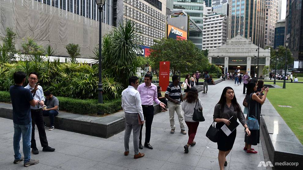 Income growth slows in Singapore; median salary now above S$4,500: MOM report