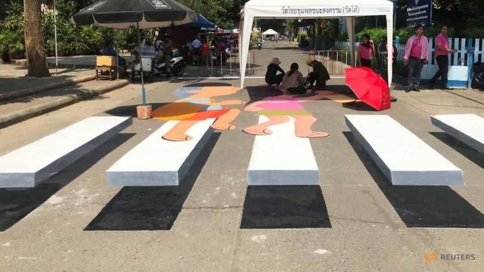 Thailand's 'floating' crosswalk makes drivers stop and look