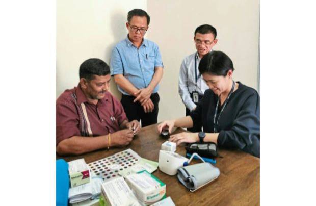 Hospital answers request for blood pressure, glucose monitoring meters