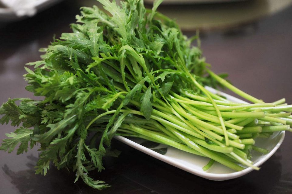 冬天，宁可不吃肉也要每天喝碗它，健脾开胃，失眠便秘都怕它