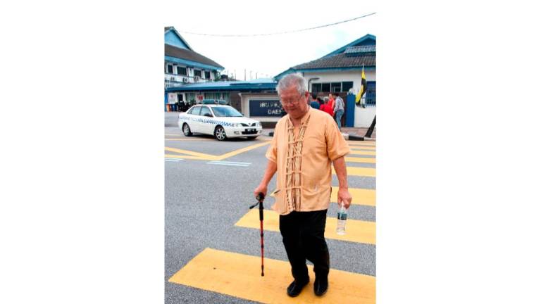Cops question several individuals in probe over Chin Peng’s ashes