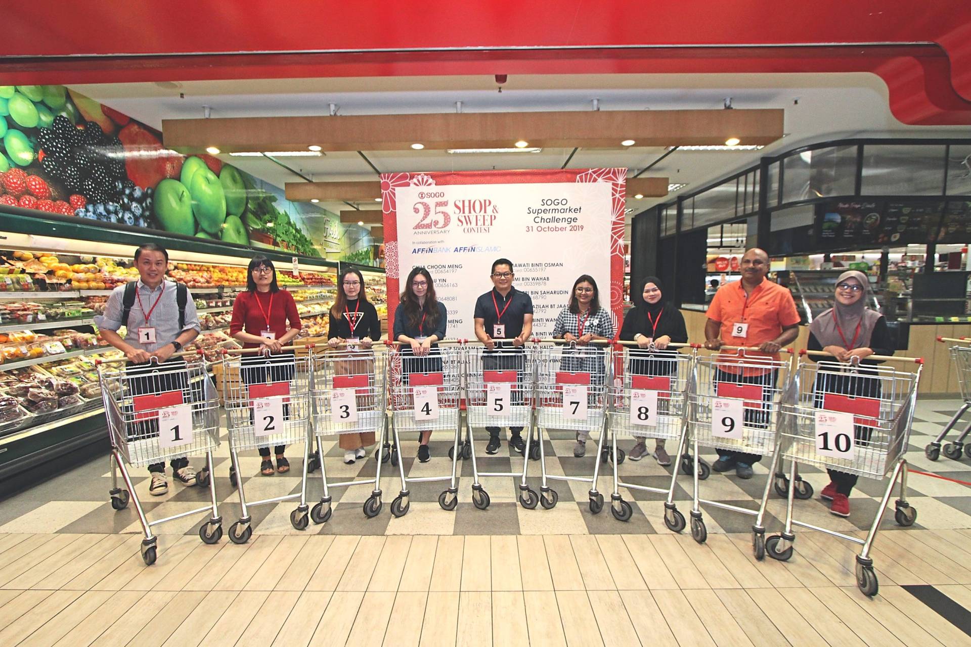 Grabbing goodies worth RM2,500 in supermarket challenge