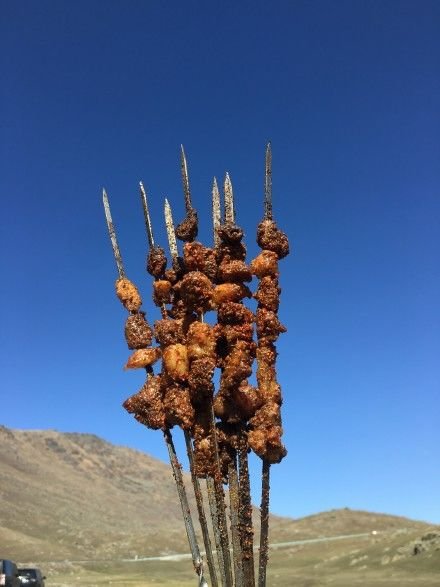 谁说好吃的羊肉在北方，南方人认真吃起羊来，连北方人也害怕