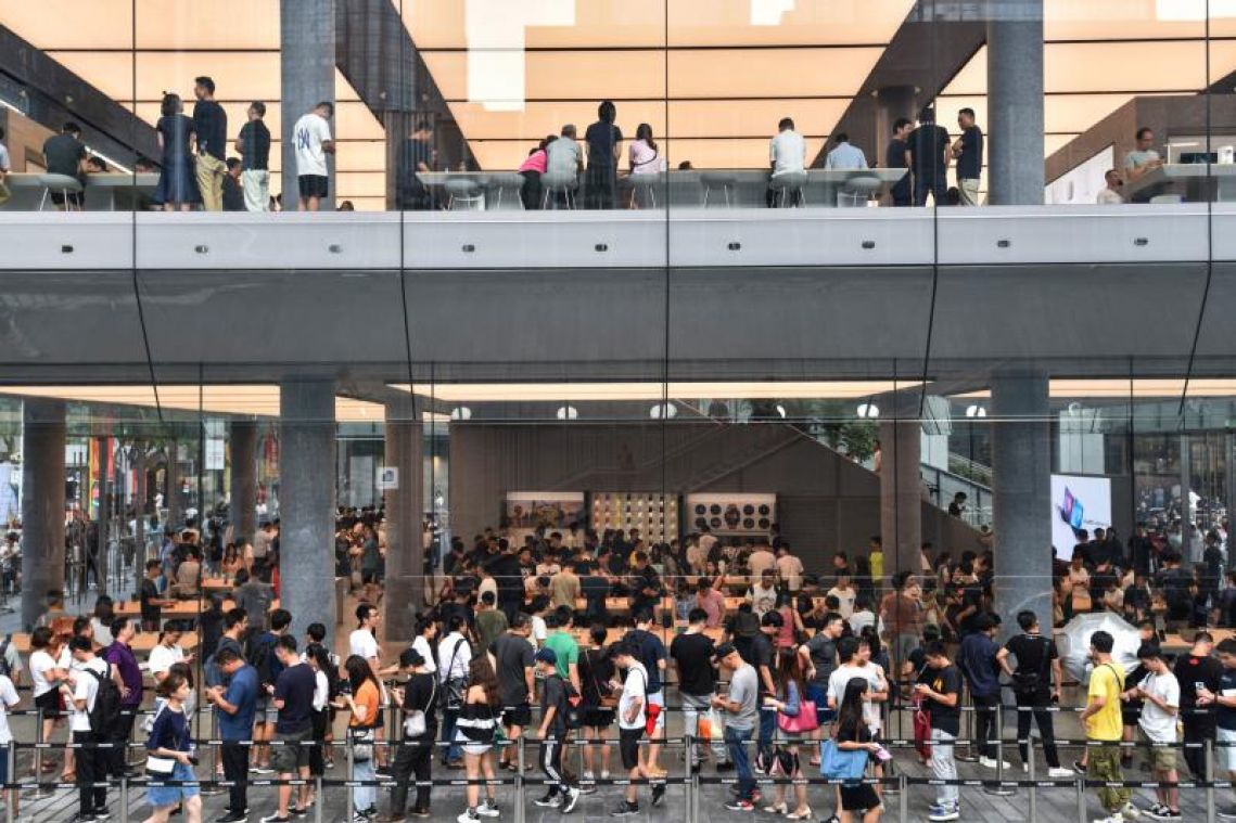 China introduces mandatory face scans when registering new mobile phone users