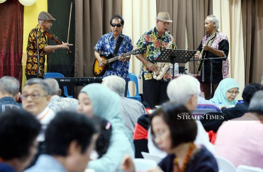Sahoca Batch '69 reunion celebrates legacy of Kolej Sultan Abdul Hamid