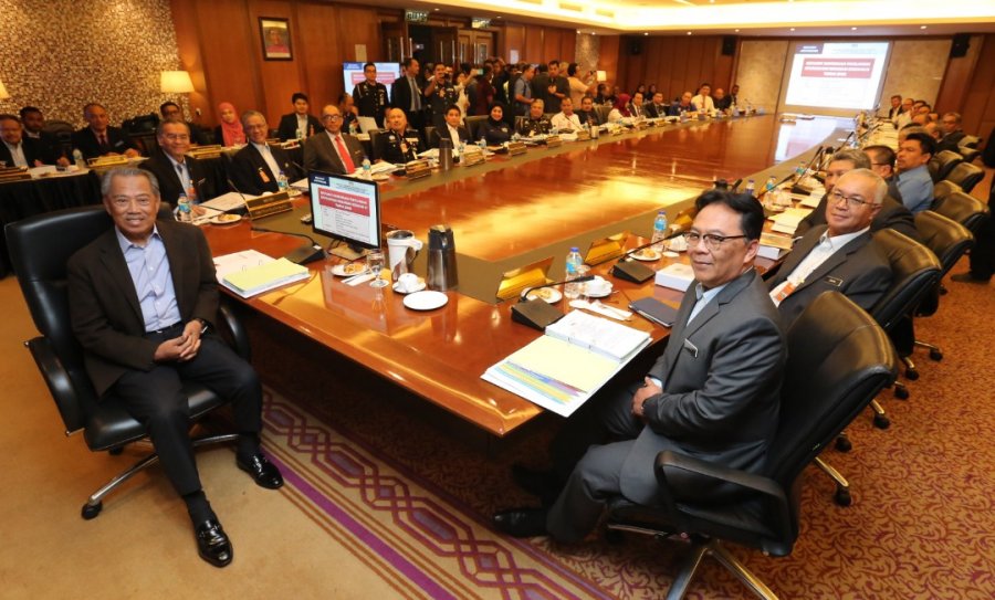 柔佛长堤2关卡堵塞问题　慕尤丁：研究改善方案